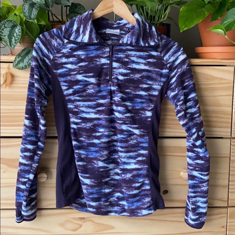 Quarter zip fleece